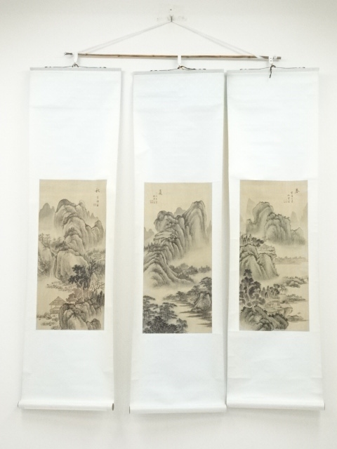 山水図三幅対　肉筆絹本掛軸（箱付）